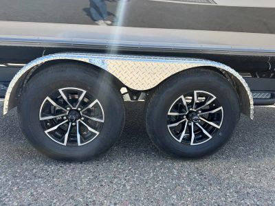 2026 Lund 2075 IMPACT XS — photo 17 view