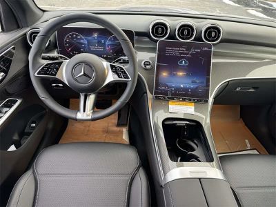 2026 Mercedes-Benz GLC — detail view