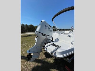 2026 Stingray 182SC — photo 8 view