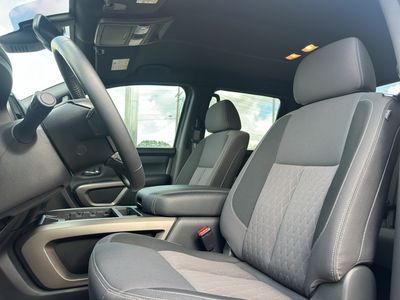 2024 Nissan TITAN — photo 14 view