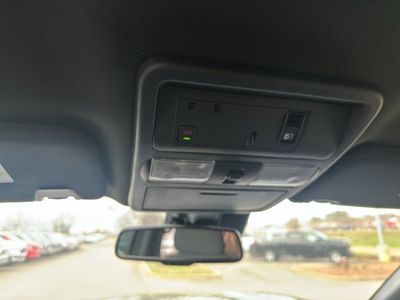 2024 Nissan TITAN — photo 25 view