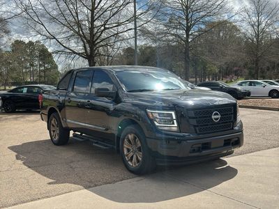 2024 Nissan TITAN 38314 — front three-quarter view