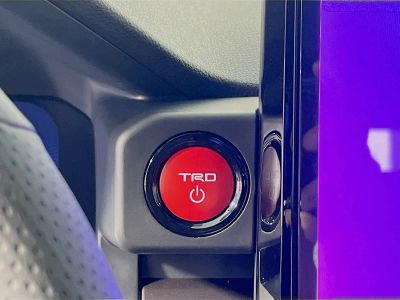 2025 Toyota Tacoma — photo 20 view