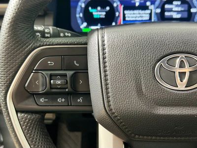 2025 Toyota Tacoma — photo 16 view