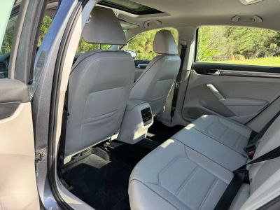 2017 Volkswagen Passat - Photo 23
