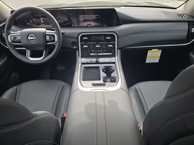 2026 Nissan Armada - Photo 14