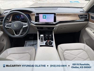 2024 Volkswagen Atlas - Photo 3