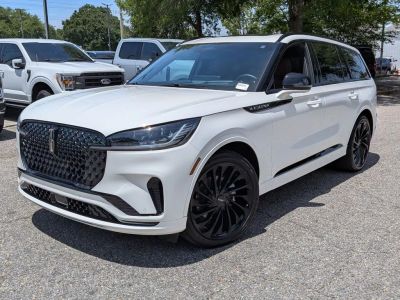2025 Lincoln Aviator - Photo 1