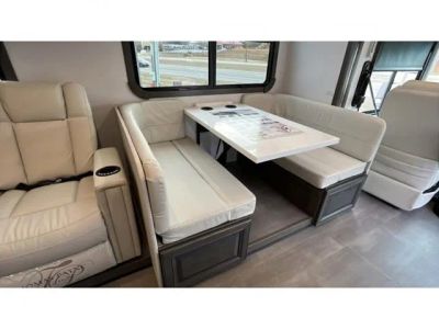 2026 Forest River Georgetown 7 Series GT7 - Photo 17