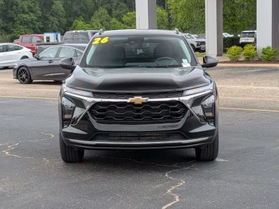 2026 Chevrolet Trax - Photo 8