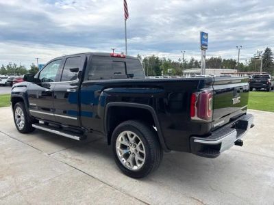 2016 GMC Sierra 1500 — interior view
