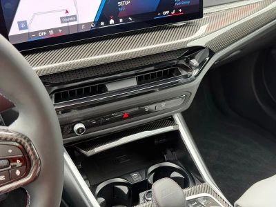 2025 BMW M4 Competition - Photo 33
