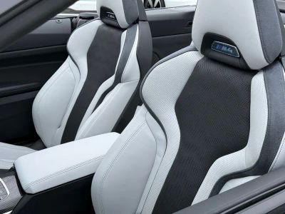 2025 BMW M4 Competition - Photo 19