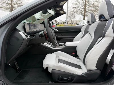 2025 BMW M4 Competition - Photo 23
