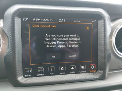 2023 Jeep Gladiator - Photo 24