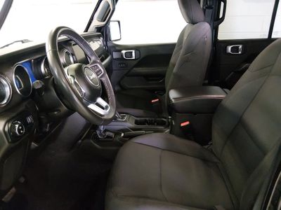 2023 Jeep Gladiator - Photo 12