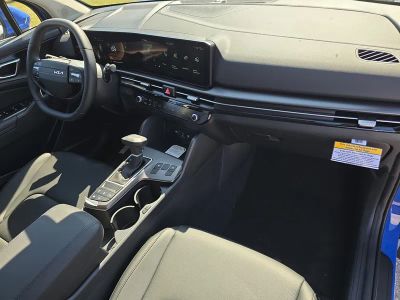 2026 Kia Sportage — photo 12 view