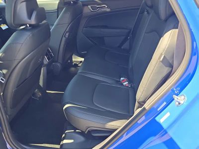 2026 Kia Sportage — photo 17 view