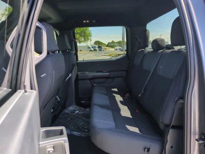2026 Ford F-150 — photo 14 view