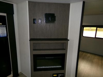 2025 Forest River RV Cherokee Alpha Wolf - Photo 23