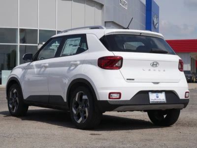 2026 Hyundai Venue - Photo 14