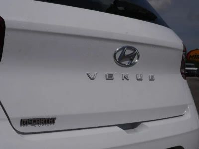 2026 Hyundai Venue - Photo 17