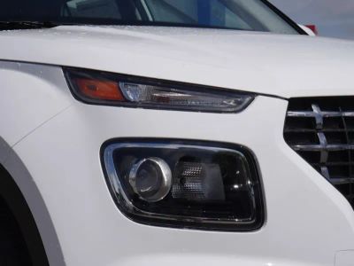 2026 Hyundai Venue - Photo 4