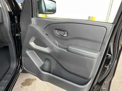 2026 Nissan Frontier — photo 21 view