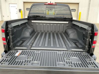 2026 Nissan Frontier — photo 17 view