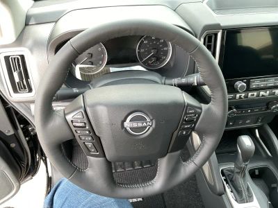 2026 Nissan Frontier — photo 19 view