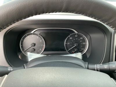 2026 Nissan Frontier — photo 10 view