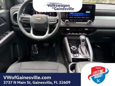 2024 Chevrolet Colorado — photo 13 view