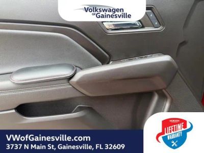 2024 Chevrolet Colorado — photo 15 view