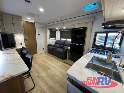 2026 Coachmen RV Apex Ultra-Lite - Photo 18