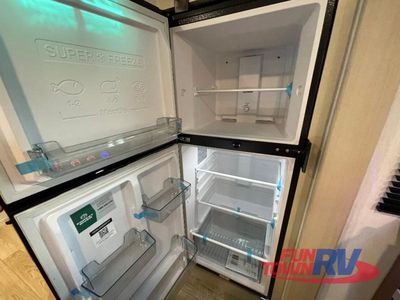 2026 Coachmen RV Apex Ultra-Lite - Photo 23