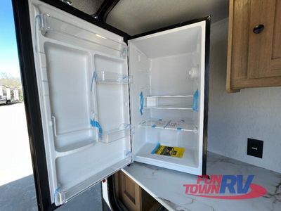 2026 Coachmen RV Apex Ultra-Lite - Photo 15