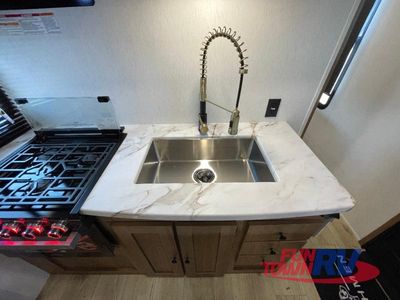 2026 Coachmen RV Apex Ultra-Lite - Photo 20