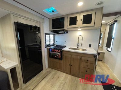 2026 Coachmen RV Apex Ultra-Lite - Photo 19