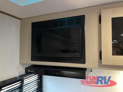 2026 Coachmen RV Apex Ultra-Lite - Photo 22