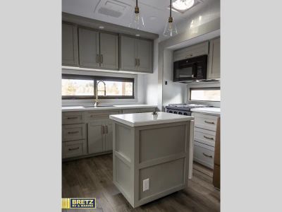 2026 Brinkley Model Z - Photo 15