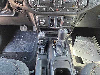 2026 Jeep Wrangler — photo 16 view