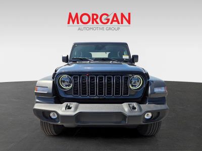 2026 Jeep Wrangler — photo 8 view