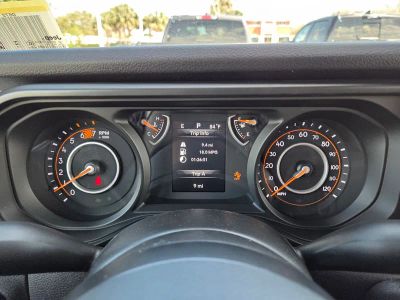 2026 Jeep Wrangler — photo 20 view