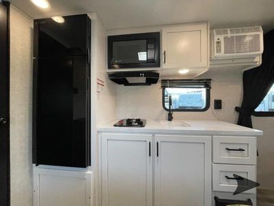 2026 Jayco Jay Flight SLX - Photo 14