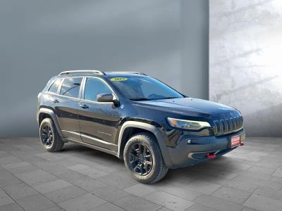 2019 Jeep Cherokee — photo 8 view