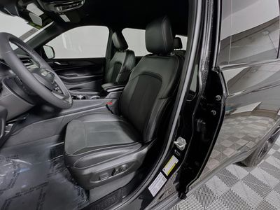 2025 Jeep Grand Cherokee L - Photo 12