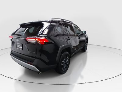 2024 Toyota RAV4 - Photo 7