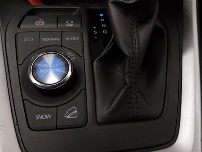 2024 Toyota RAV4 - Photo 19