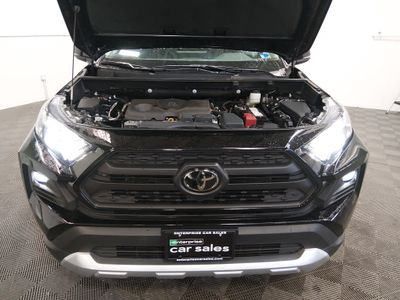 2024 Toyota RAV4 - Photo 9