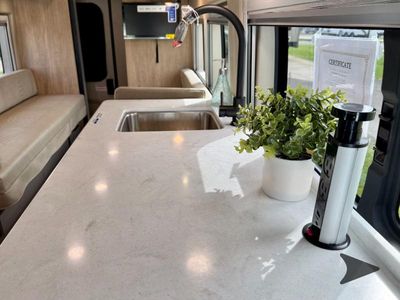 2026 Jayco Solstice - Photo 16